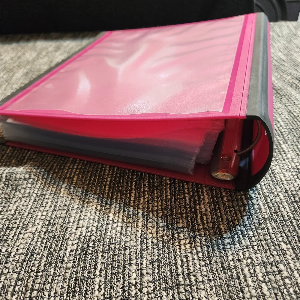 Ultra Pro Platinum 100 Sheets 3 Pocket In Pink 3 Inch Binder